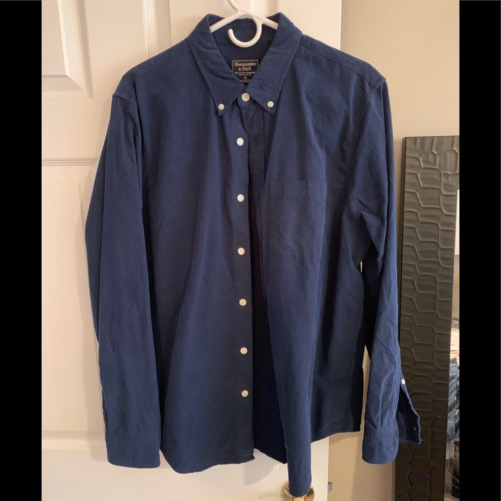Abercrombie button down size XL